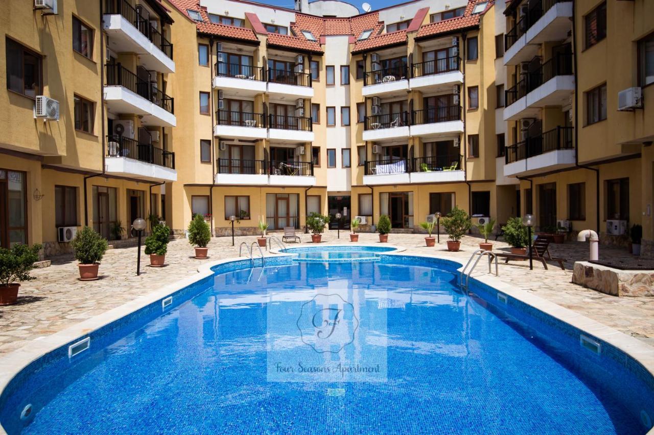 Four Seasons Apartment - Oasis Beach Resort Bliznatsi Экстерьер фото