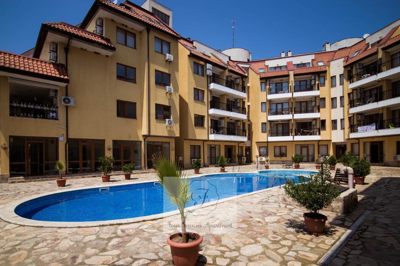 Four Seasons Apartment - Oasis Beach Resort Bliznatsi Экстерьер фото